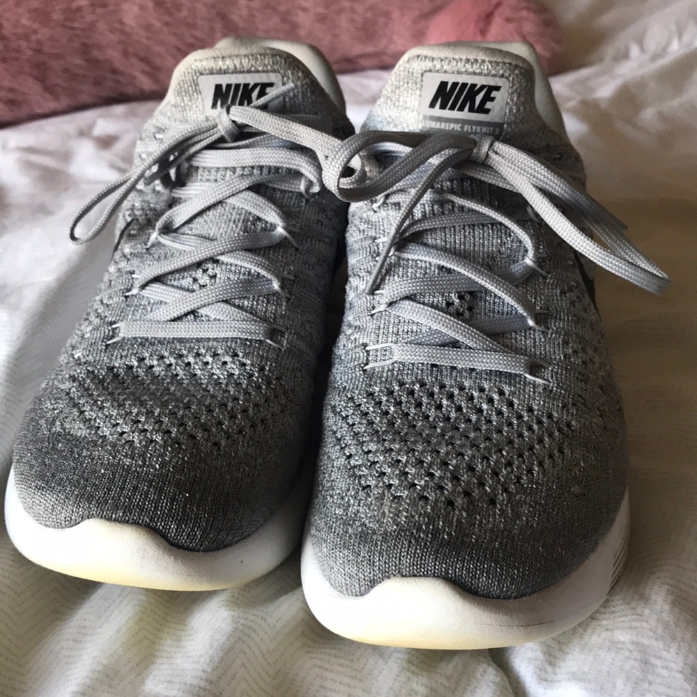 Nike Flyknit 2 Gray